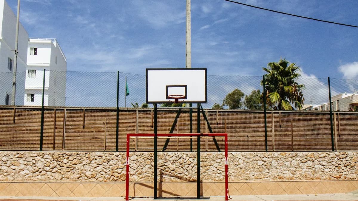 Tipsters con garantía de devolución: qué cubre realmente
